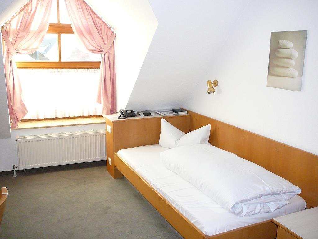 נוי-אולם Hotel Garni Schmid חדר תמונה